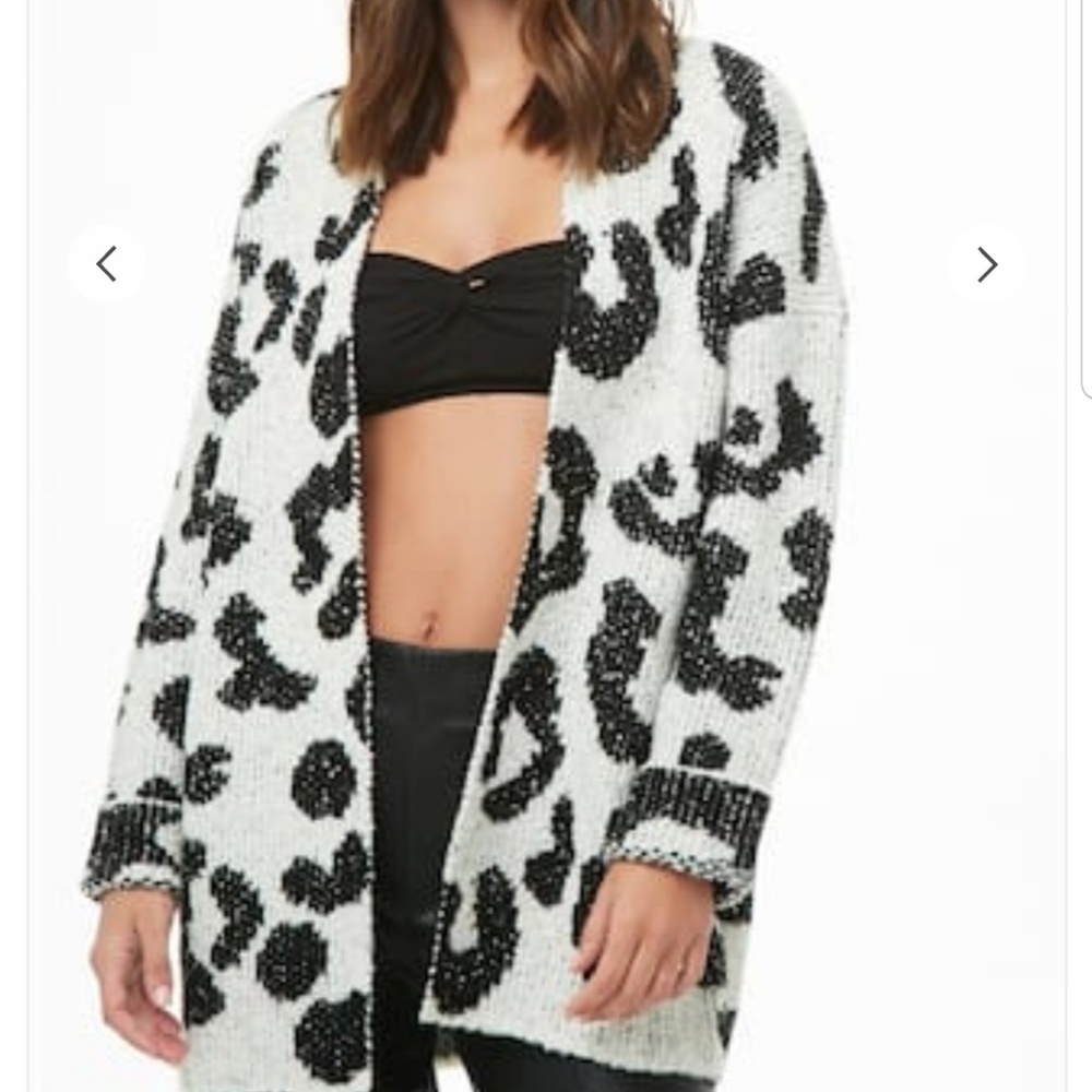 Forever 21Loop-Knit Abstract Cardigan

 (6)